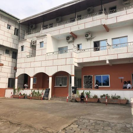 Hotel La Grace Kribi Eksteriør bilde