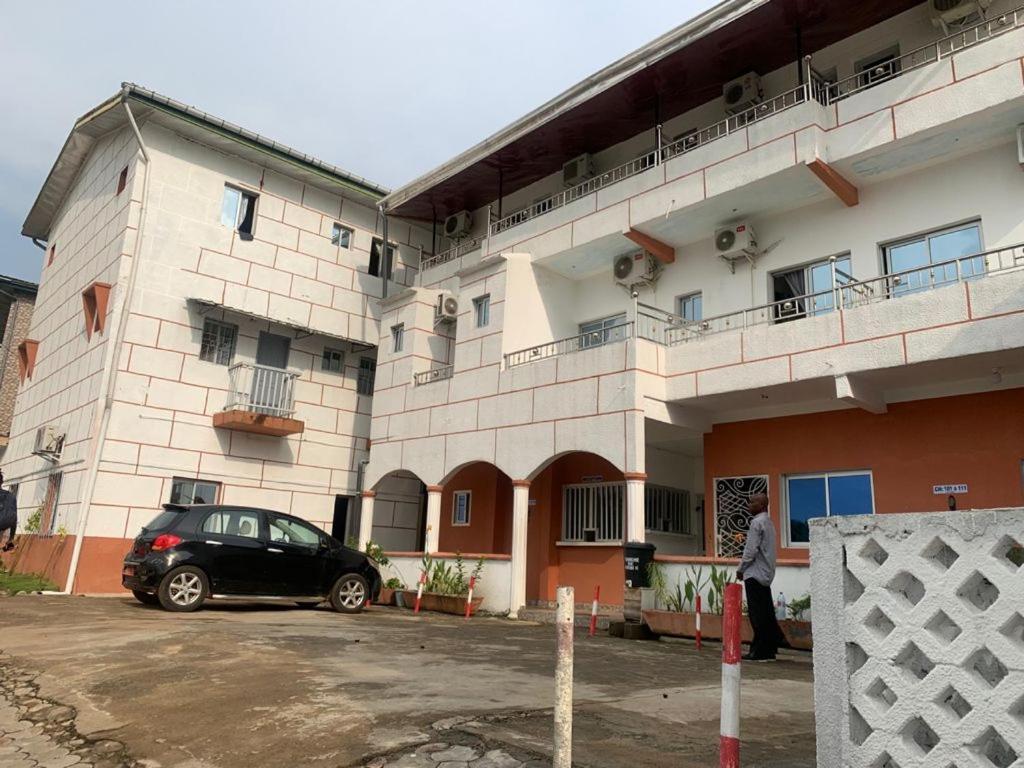 Hotel La Grace Kribi Eksteriør bilde