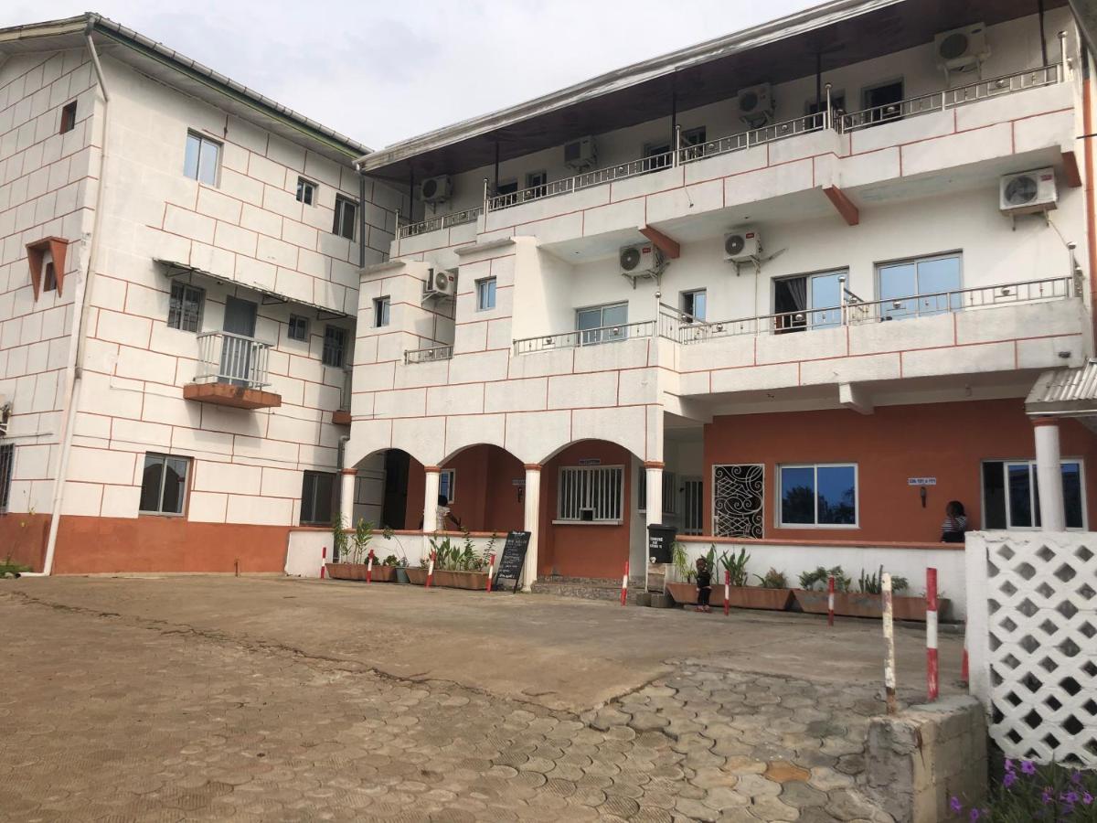 Hotel La Grace Kribi Eksteriør bilde