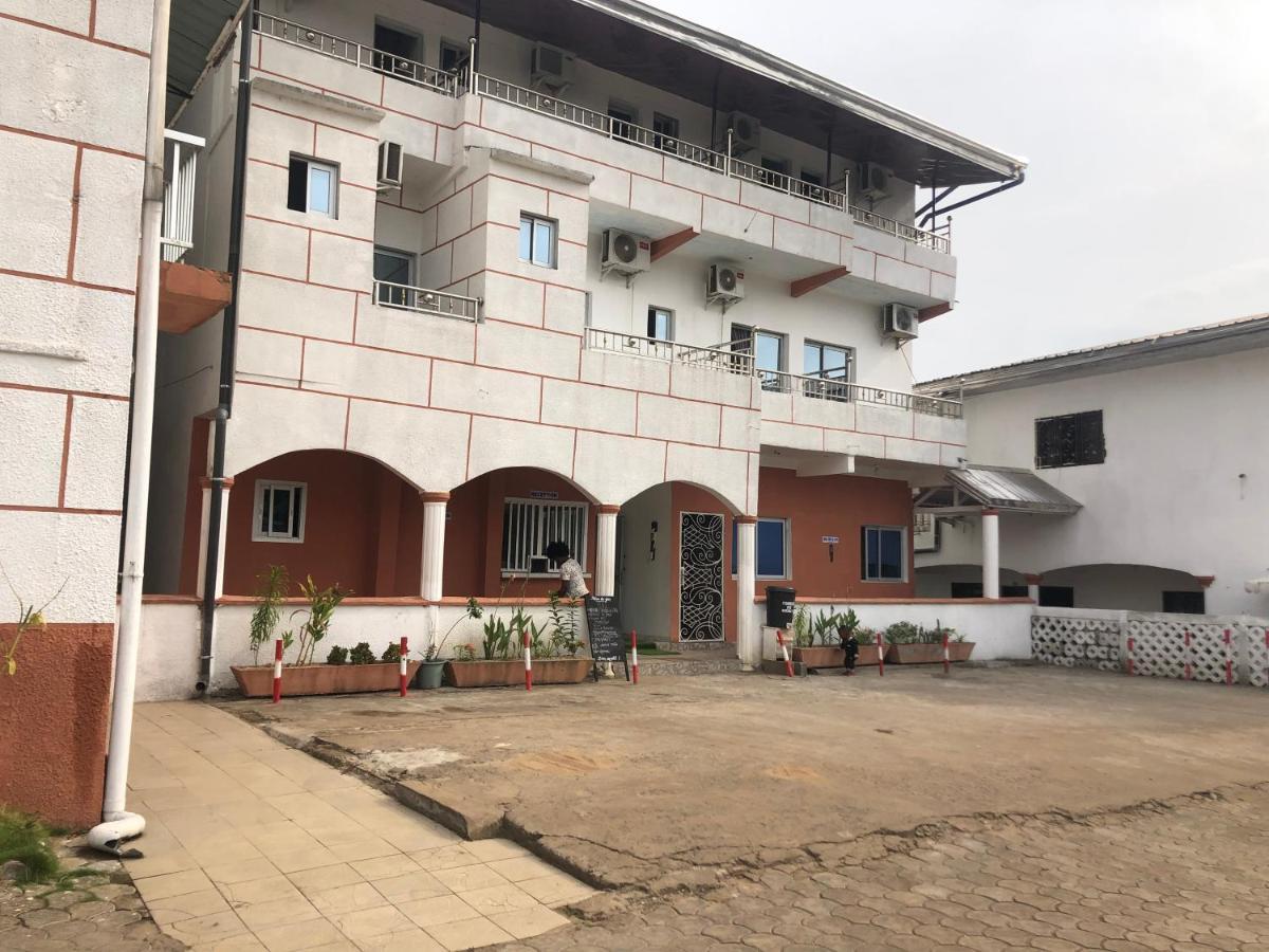 Hotel La Grace Kribi Eksteriør bilde